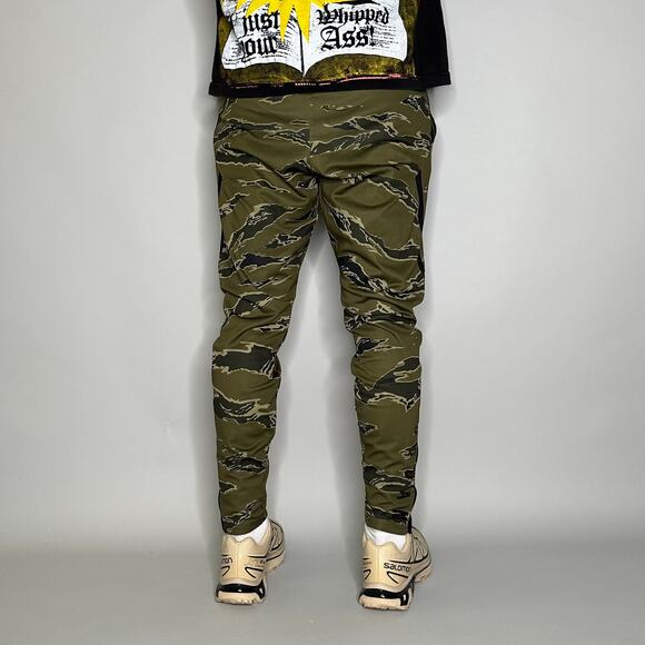 Jordan Sweatpants Tiger Stripe Camo Polyester Joggers Black Jumpman Dri Fit - Picture 3 of 4